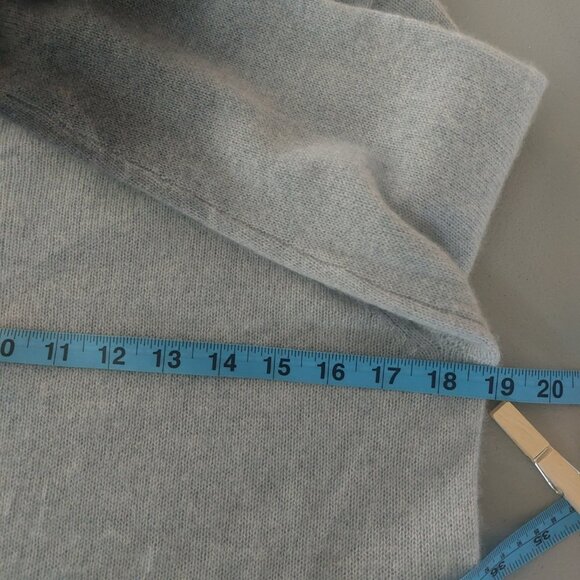 Lord & Taylor 100% Cashmere Sweater Large Flowy Gray Ombre Long Sleeve Crew Neck - Picture 6 of 8